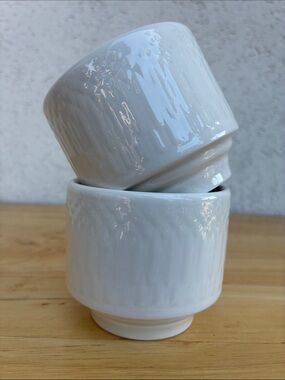 Homer Laughlin China Pristine White Textured Ceramic Stackable cups